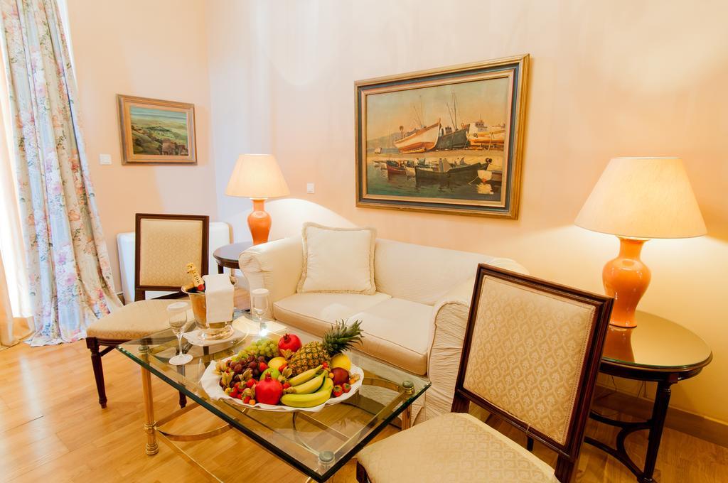 Pentelikon Hotel Kifissia Quarto foto